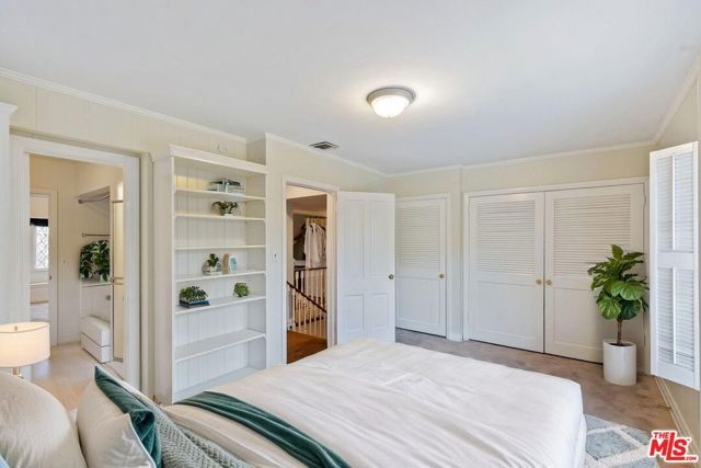 905 Napoli Drive, Pacific Palisades (los Angeles), CA 90272