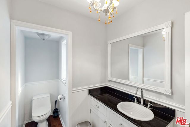 905 Napoli Drive, Pacific Palisades (los Angeles), CA 90272