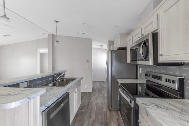 2107 PALMA SOLA BOULEVARD 13, Bradenton, FL 34209