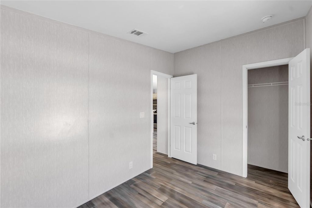 Image 24 of property listing at 2107 PALMA SOLA BOULEVARD 13, Bradenton, FL 34209