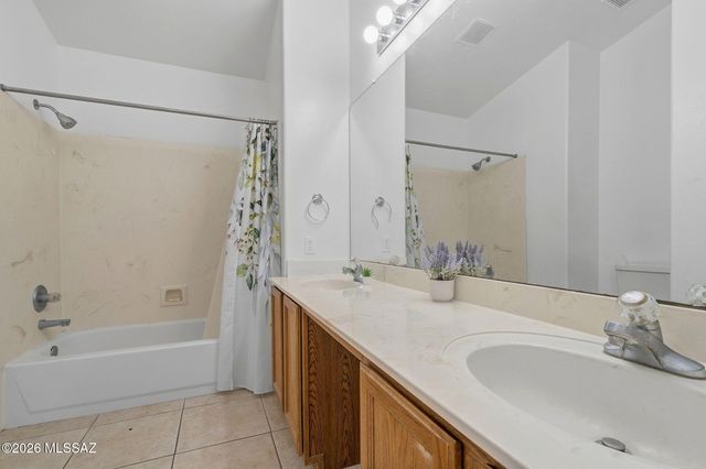 7976 E Alandale Place, Tucson, AZ 85715