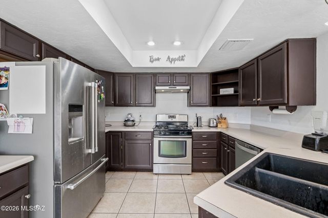 7976 E Alandale Place, Tucson, AZ 85715