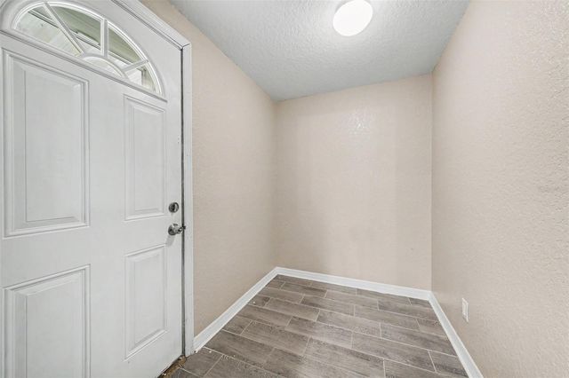 701 E WOODLAND STREET, Bunnell, FL 32110