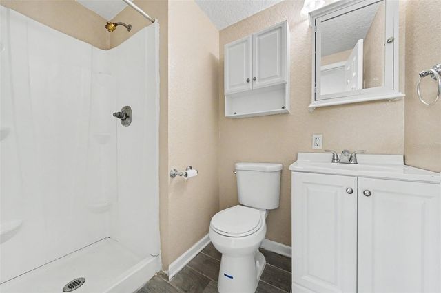701 E WOODLAND STREET, Bunnell, FL 32110