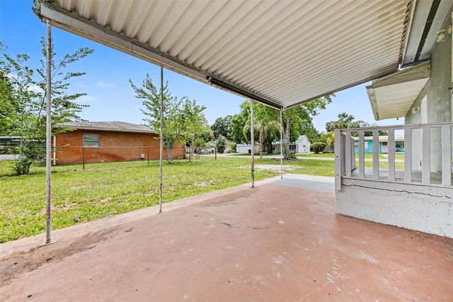 701 E WOODLAND STREET, Bunnell, FL 32110