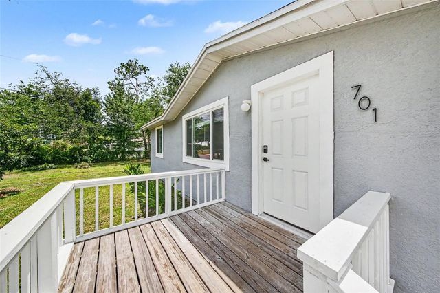 701 E WOODLAND STREET, Bunnell, FL 32110