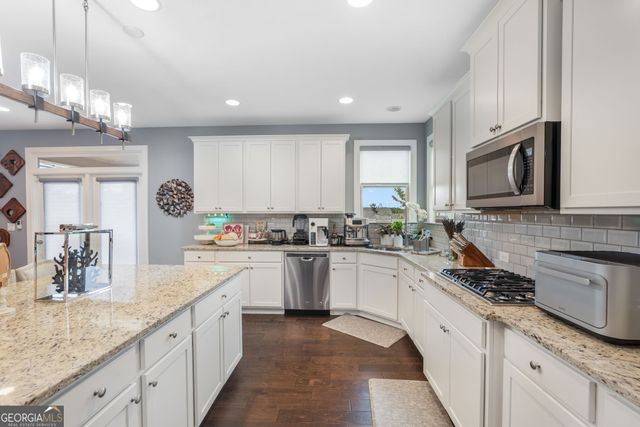 4450 Woodward Walk Lane, Suwanee, GA 30024