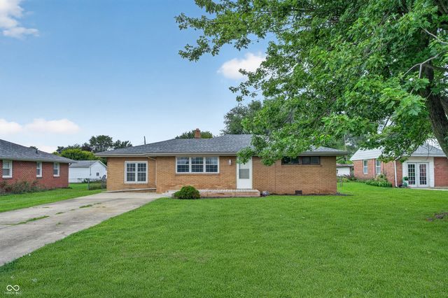 726 E School Street, Anderson, IN 46012