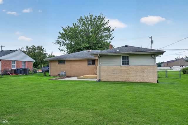 726 E School Street, Anderson, IN 46012