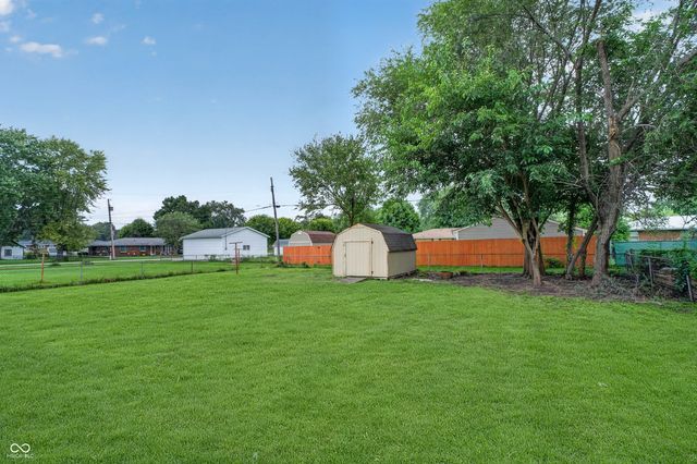 726 E School Street, Anderson, IN 46012