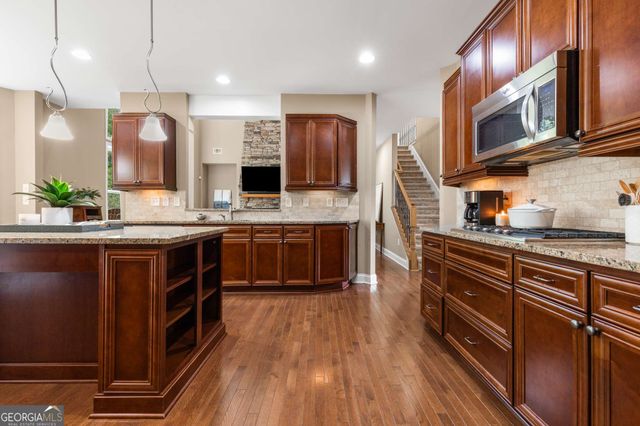 107 Millstone Manor Court, Woodstock, GA 30188