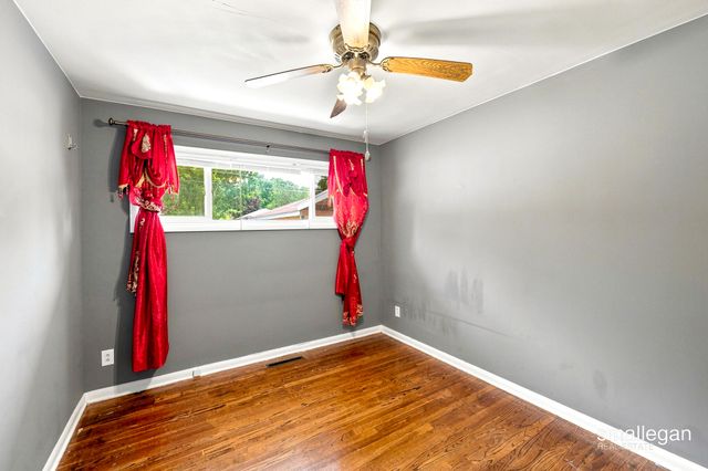1532 Mayfield Avenue NE, Grand Rapids, MI 49505