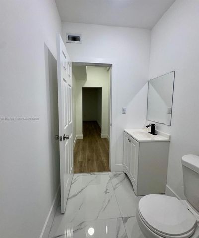 842 Himmarshee St 3, Fort Lauderdale, FL 33312