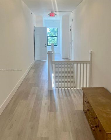 842 Himmarshee St 3, Fort Lauderdale, FL 33312