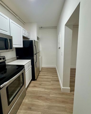 842 Himmarshee St 3, Fort Lauderdale, FL 33312