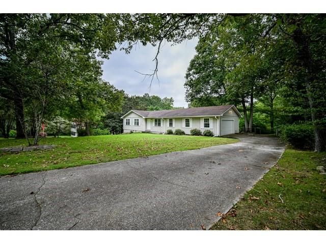 2460 Rolling Acres Drive SW, Conyers, GA 30094