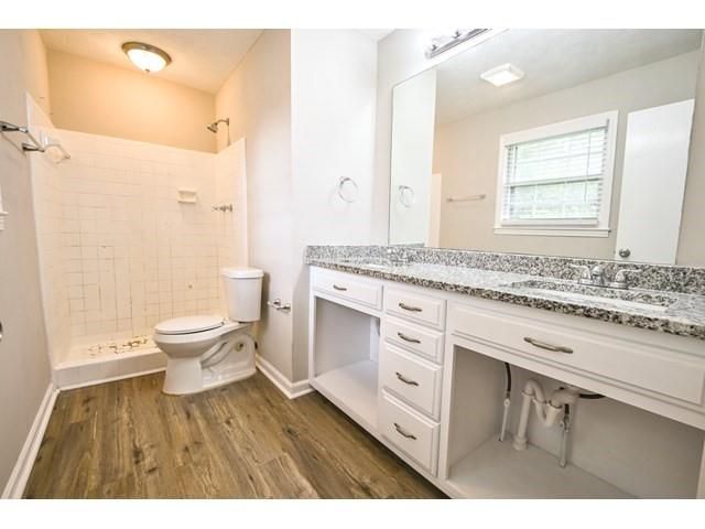 2460 Rolling Acres Drive SW, Conyers, GA 30094