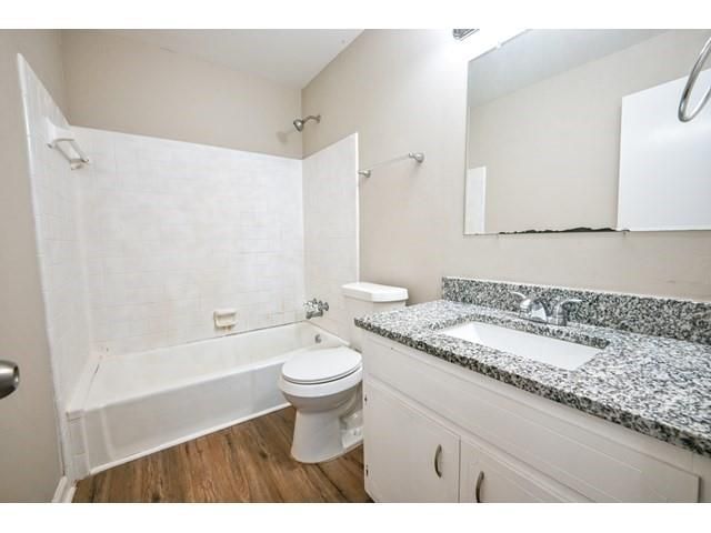 2460 Rolling Acres Drive SW, Conyers, GA 30094