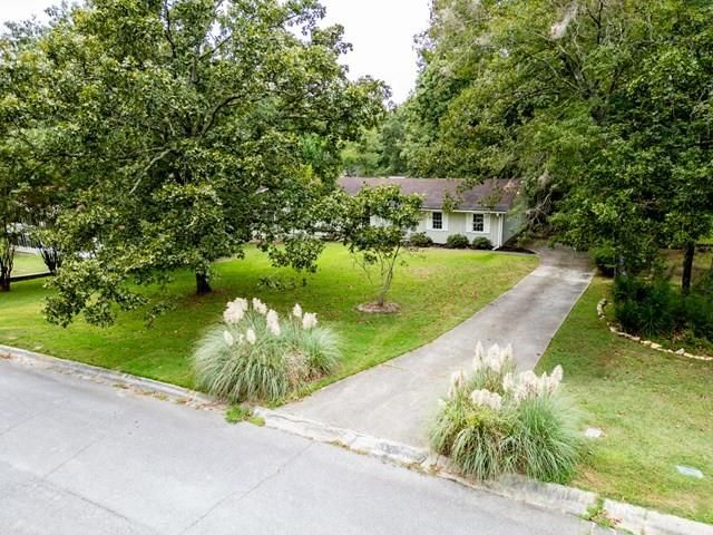 2460 Rolling Acres Drive SW, Conyers, GA 30094