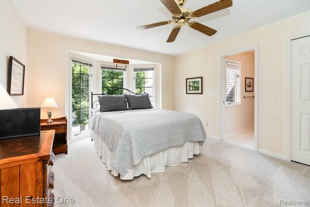 1816 Sudbury Court, Rochester Hills, MI 48306