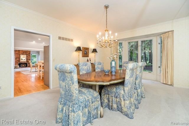 1816 Sudbury Court, Rochester Hills, MI 48306