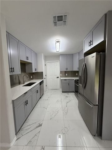 2839 Mckinzie Road 4, Corpus Christi, TX 78410