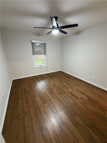 2839 Mckinzie Road 4, Corpus Christi, TX 78410