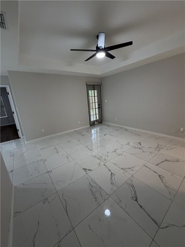 2839 Mckinzie Road 4, Corpus Christi, TX 78410