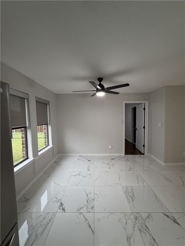 2839 Mckinzie Road 4, Corpus Christi, TX 78410