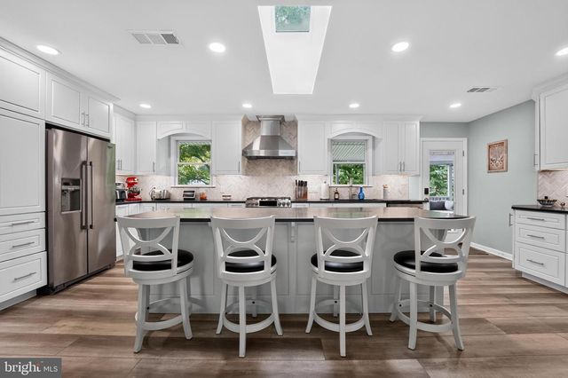 7849 ELIZABETH RD, Pasadena, MD 21122