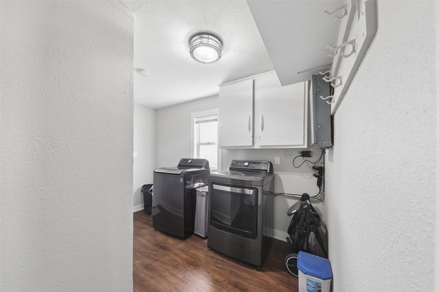 403 Park Street, Colo, IA 50056
