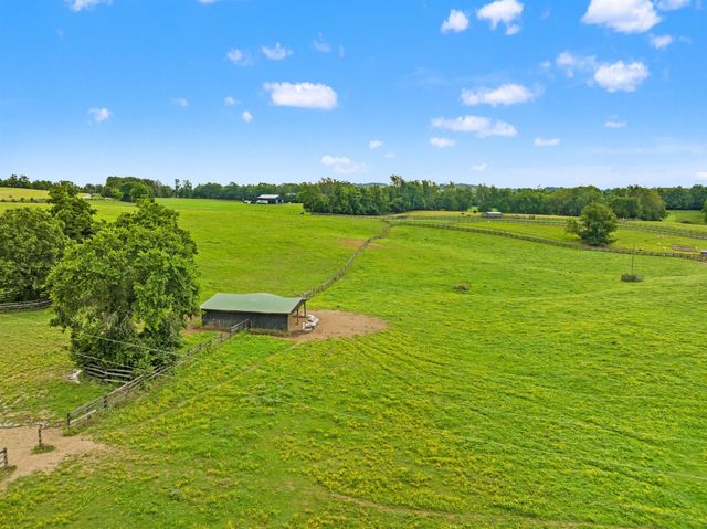 2309-A Oregon Road, Versailles, KY 40383