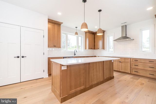209 OLD STATE RD, Royersford, PA 19468