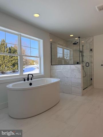 209 OLD STATE RD, Royersford, PA 19468