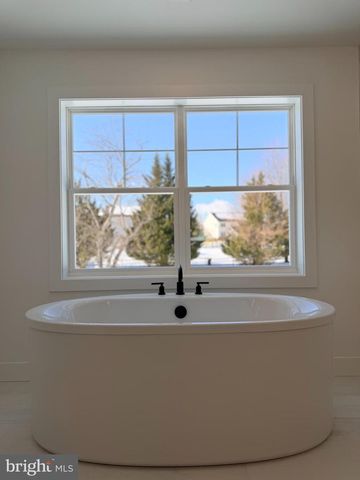 209 OLD STATE RD, Royersford, PA 19468