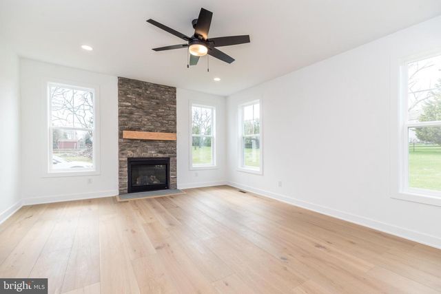209 OLD STATE RD, Royersford, PA 19468