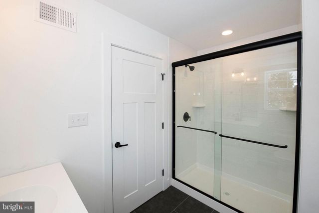 209 OLD STATE RD, Royersford, PA 19468