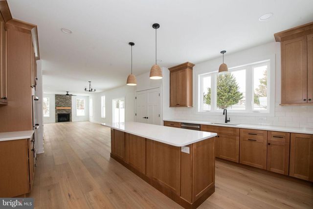 209 OLD STATE RD, Royersford, PA 19468