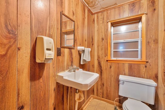 1183 Main St, Altamont, TN 37301