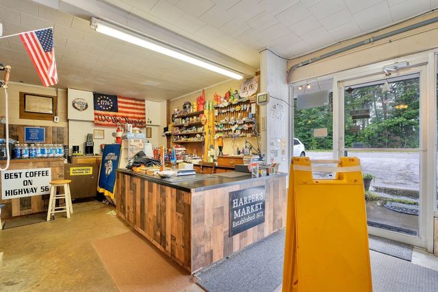 1183 Main St, Altamont, TN 37301