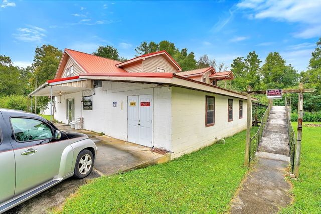 1183 Main St, Altamont, TN 37301