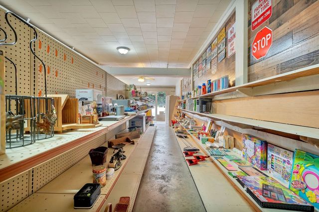 1183 Main St, Altamont, TN 37301