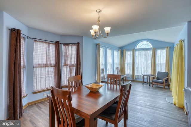 27 RIVER CLIFF CIR, Felton, DE 19943