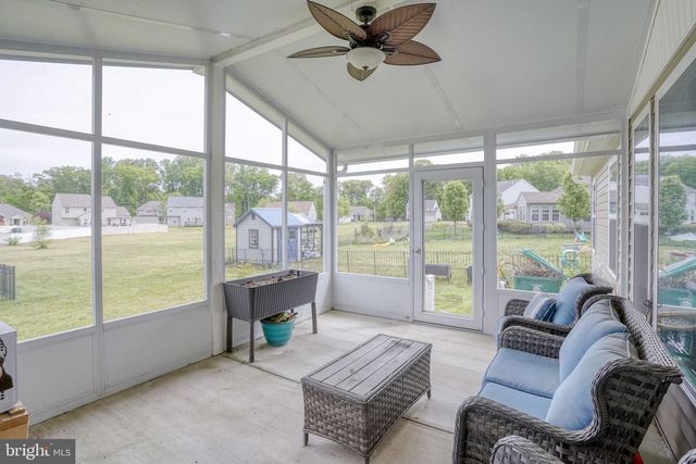 27 RIVER CLIFF CIR, Felton, DE 19943