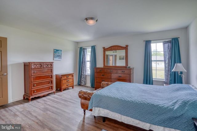 27 RIVER CLIFF CIR, Felton, DE 19943