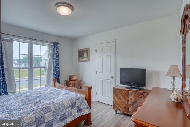 27 RIVER CLIFF CIR, Felton, DE 19943
