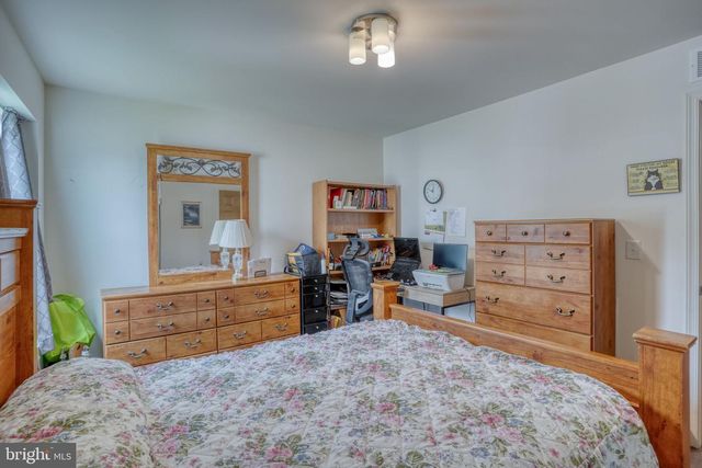 27 RIVER CLIFF CIR, Felton, DE 19943