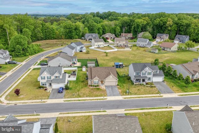 27 RIVER CLIFF CIR, Felton, DE 19943
