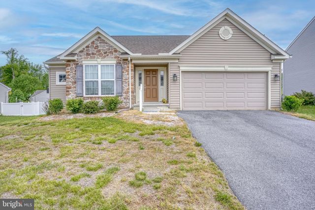 27 RIVER CLIFF CIR, Felton, DE 19943