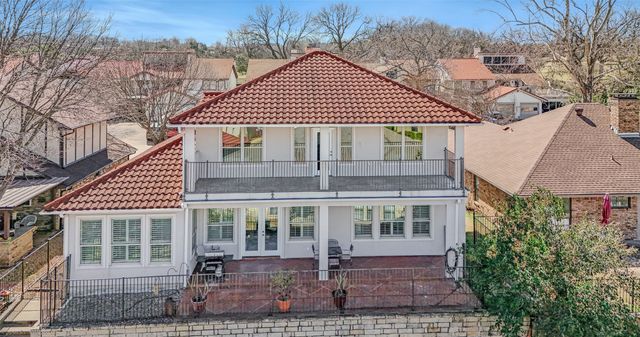 3010 Lakeside Drive, Rockwall, TX 75087